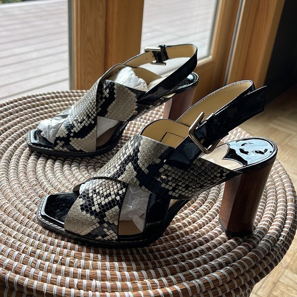 Jimmy Choo - Picture 1 of 6